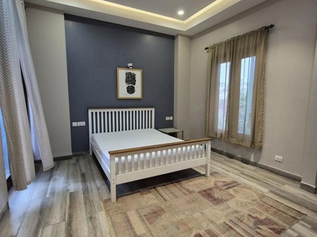 Rental | 1.5 BHK + Pooja Room 856 Sq.Ft. Apartment in Suncity Trade Tower