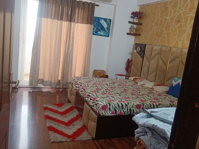 Rental | 1.5 BHK + Prayer Room 300 Sq.Mt. Villa in Sector 37