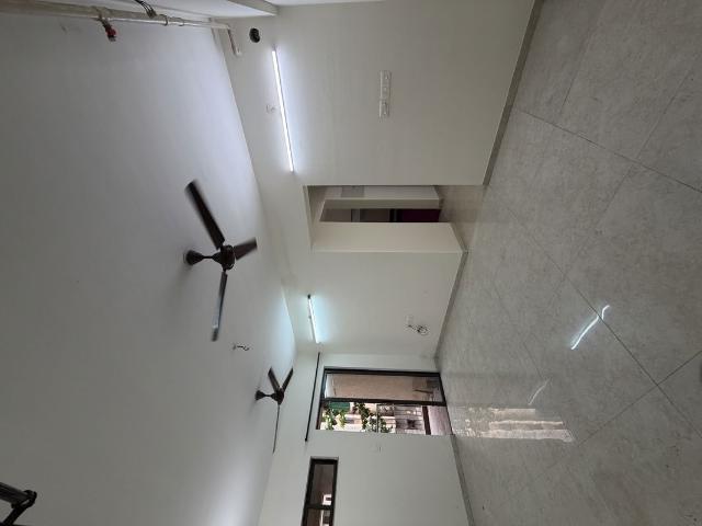 Rental | 1.5 BHK + Prayer Room,Store Room 630 Sq.Ft. Apartment in Lodha Lakeshore Greens