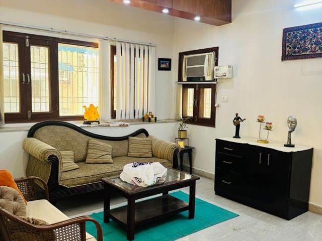 Rental | 1.5 BHK + Study Room 1000 Sq.Ft. Apartment in Sector 18 Dwarka
