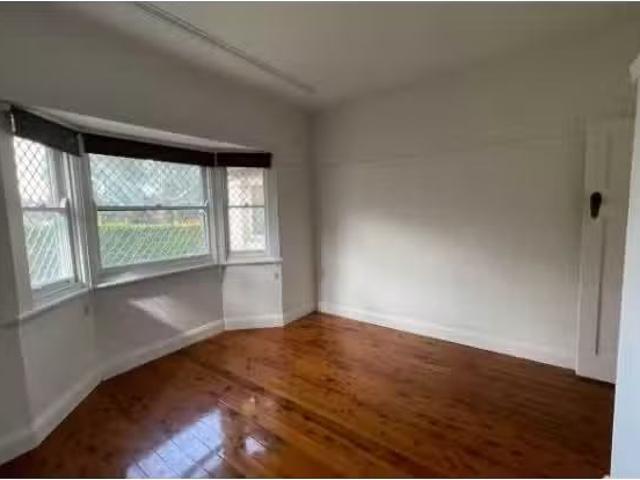 Rental! 1 Tarrawanna Road, Corrimal House for rent Listed by.