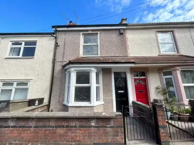Charming 1 BA 4 bedroom terraced house for rent in Greenbank A.