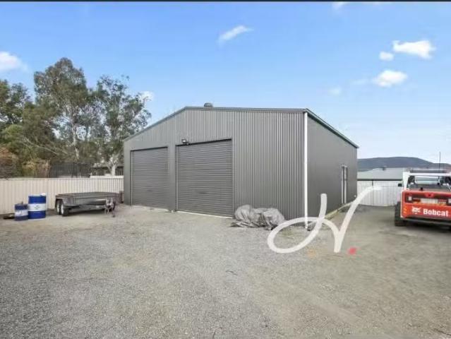 Nice 1 BA 51 A Olney Street, Ellalong Property for rent Liste.