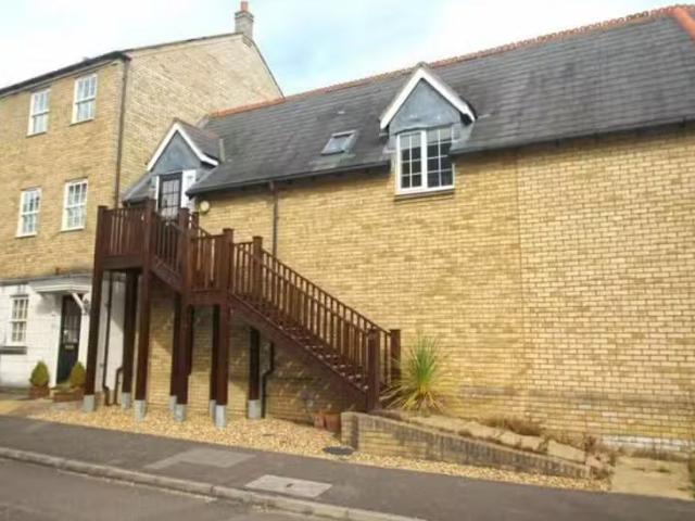 Charming 1 BA 1 bedroom apartment for rent in Brookfield Way.