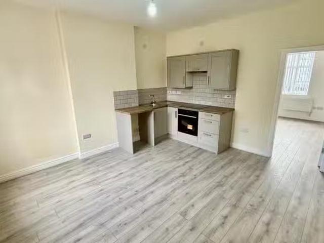 Cozy 1 BA 1 bedroom apartment for rent in College Road, Mosele.
