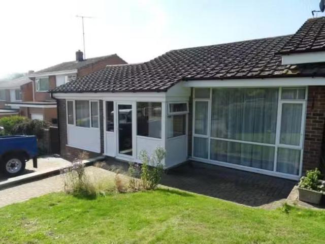 Just in! 1 BA 1 bedroom bungalow for rent in Bayfran Way, Blan.