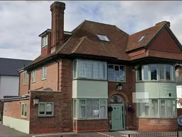 New 1 BA 1 bedroom flat for rent in The Elms, Worthing, BN14