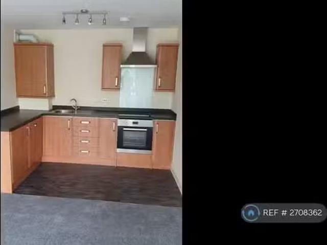 Cheap 1 BA 1 bedroom flat for rent in Wyck Beck Road, Bristol.