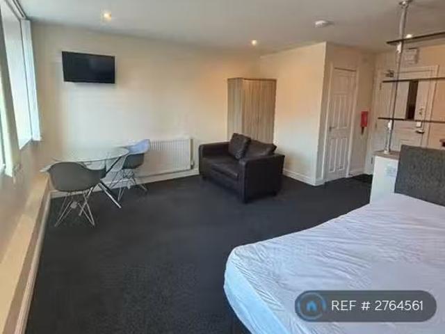 Charming 1 BA 1 bedroom flat for rent in Young Street, Doncast.