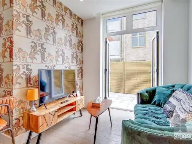 New 1 BA 1 bedroom flat for rent in Eric Street, Bow, London, E3