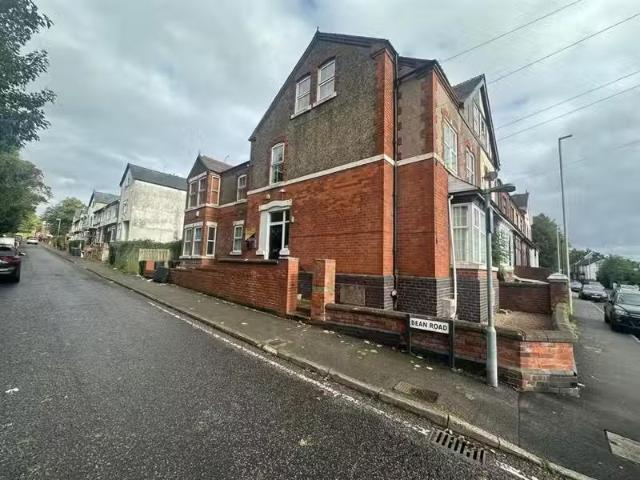Rental! 1 BA 1 bedroom flat for rent in Flat, Bean Road, Dudl.