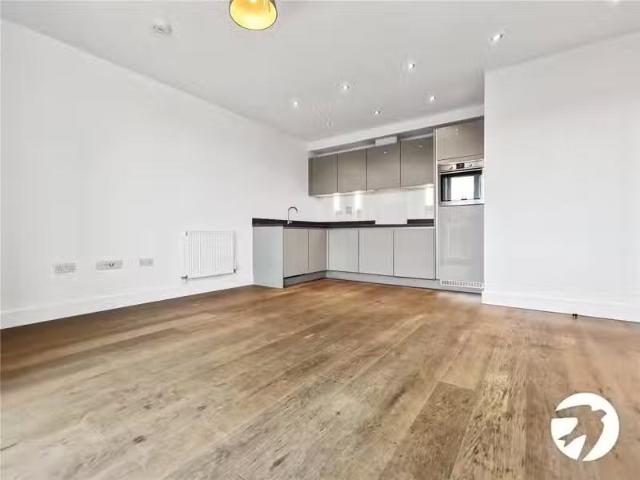 New 1 BA 1 bedroom flat for rent in Knoll Rise, Orpington, BR6