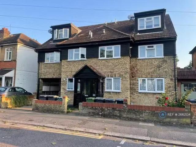 Deal! 1 BA 1 bedroom flat for rent in Roebuck Court, London, E4