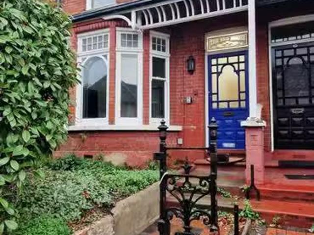 Unique 1 BA 1 bedroom terraced house for rent in Singlewell Ro.