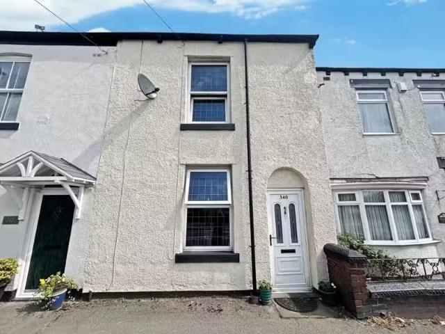 Unique 1 BA 2 bedroom cottage for rent in Chorley Road, Westho.