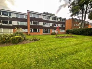 Cheap 1 BA 2 bedroom apartment for rent in Moorfield Drive, Su.