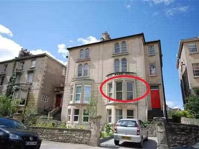 Nice 1 BA 2 bedroom apartment for rent in Hall Floor Flat, Cot.