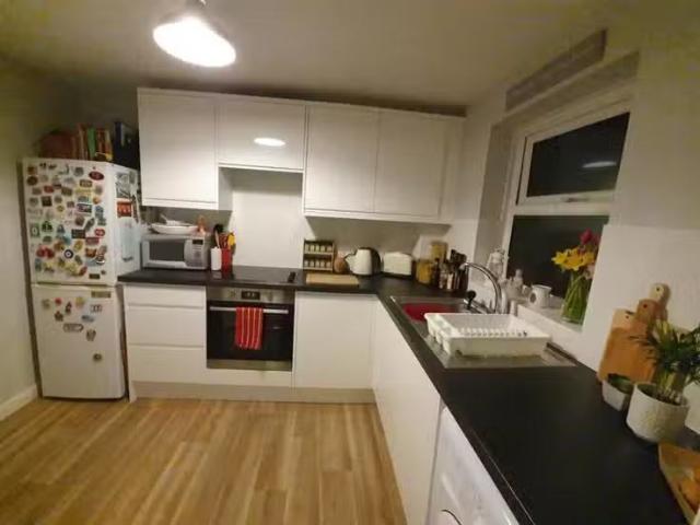 Deal! 1 BA 2 bedroom apartment for rent in The Maltings, Weymo.