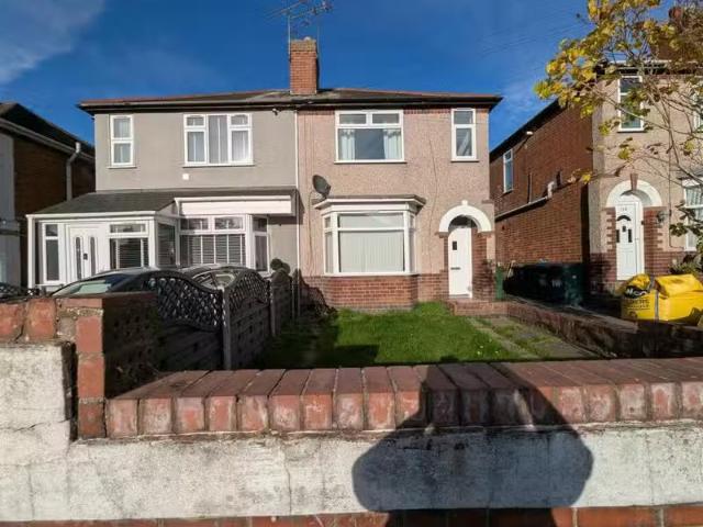 Deal! 1 BA 2 bedroom end of terrace house for rent in Tonbridg.