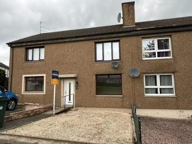 Deal! 1 BA 2 bedroom flat for rent in Burnton Place, New Cumno.