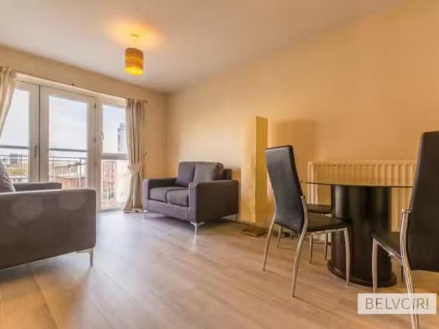 Rental! 1 BA 2 bedroom flat for rent in Park Central, 48 Alfre.