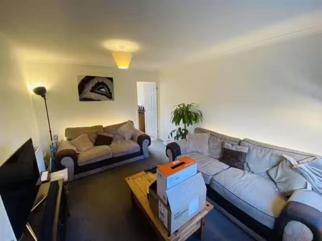 Rental! 1 BA 2 bedroom house for rent in Homeleaze Road, Brist.