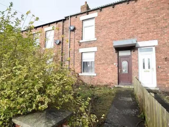 Rental! 1 BA 2 bedroom terraced house for rent in Catherine Te.