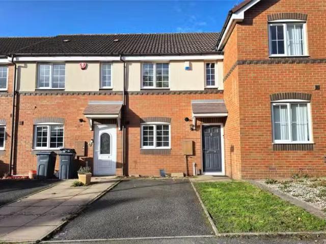 Cozy 1 BA 2 bedroom terraced house for rent in Great Farley Dr.