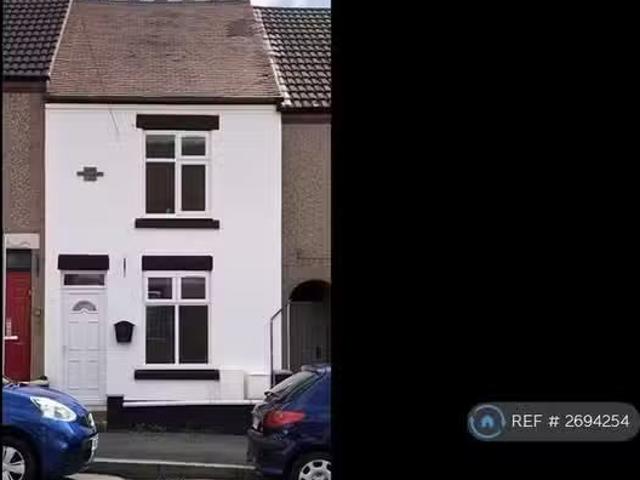 Deal! 1 BA 2 bedroom terraced house for rent in Westbury Road.