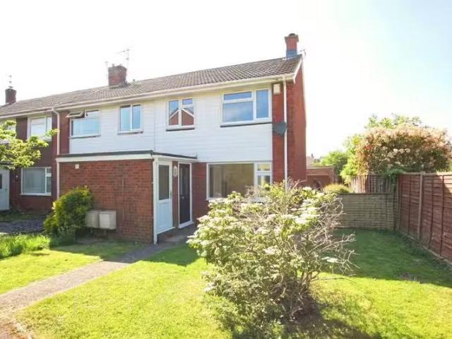 Unique 1 BA 3 bedroom end of terrace house for rent in Firs Co.