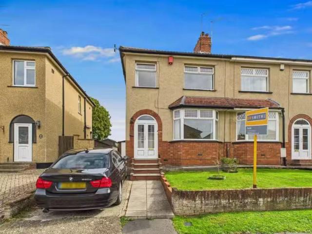 Deal! 1 BA 3 bedroom house for rent in Grittleton Road, Bristo.