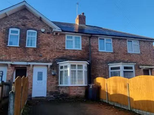 Rental! 1 BA 3 bedroom house for rent in Peckham Road, Kingsta.