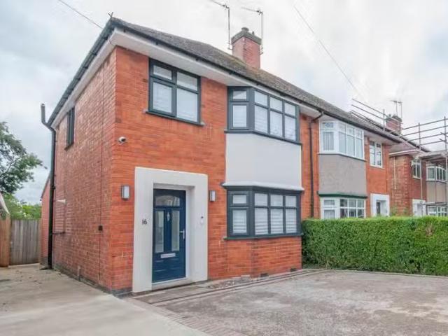 Nice 1 BA 3 bedroom semi detached house for rent in Wheatfield.