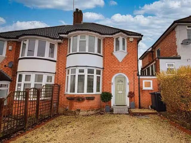New 1 BA 3 bedroom semi detached house for rent in Acheson Roa.