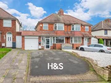 Cozy 1 BA 3 bedroom semi detached house for rent in Brandwood.