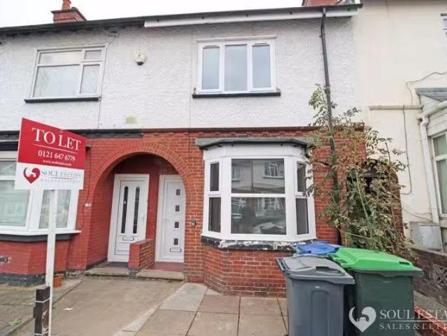 New 1 BA 3 bedroom terraced house for rent in Topsham Road, Sm.