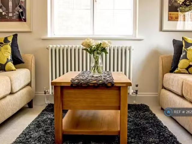 Nice 1 bedroom flat for rent in George House, Henley In Arden.
