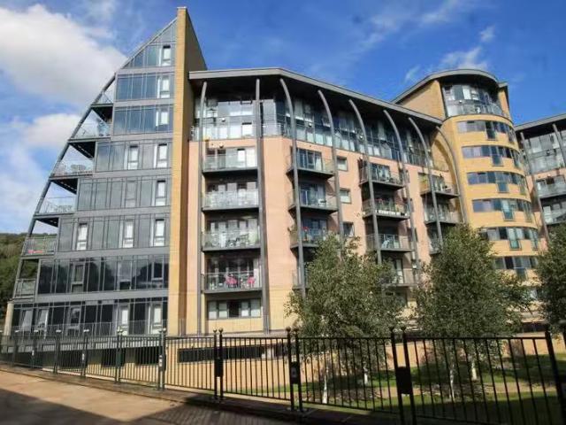 Just in! 1 bedroom flat for rent in Victoria Mills, Salts Mill.
