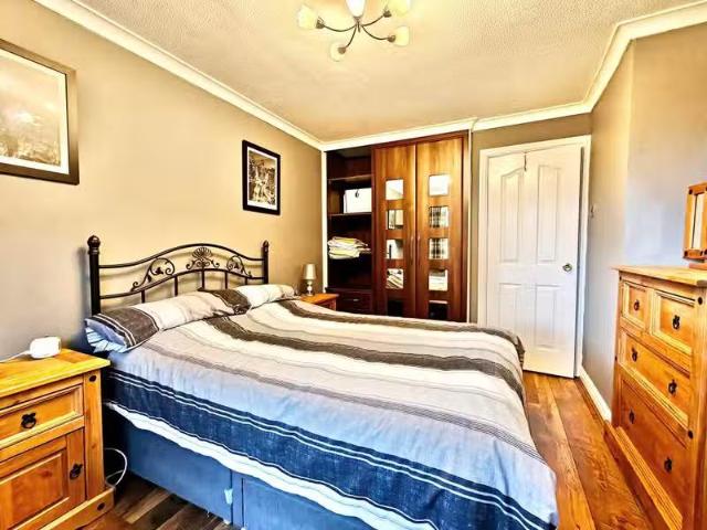 New 1 bedroom house share for rent in Castle Crescent, Castle.