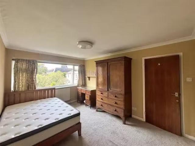 For Rent! 1 bedroom house share for rent in Thornton Dene, Bec.