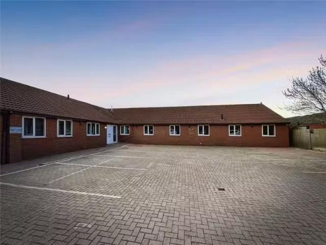Rental! 1 bedroom property for rent in Colliery Road, Church G.