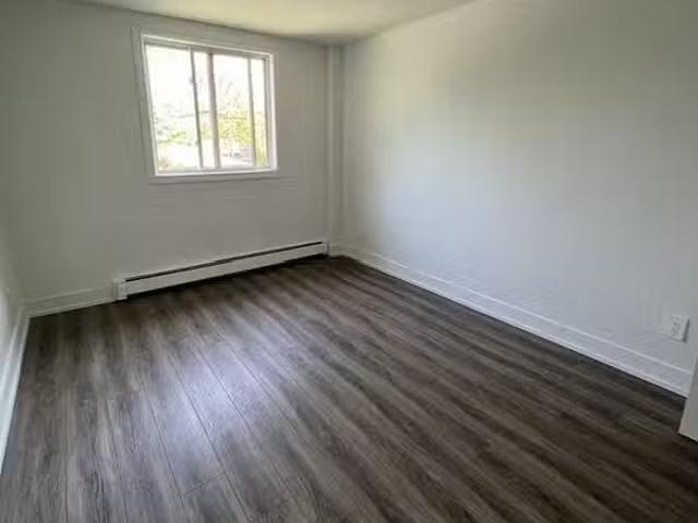 Just in! 1 Bedroom 1 Bathroom 294 Saulsbury Street