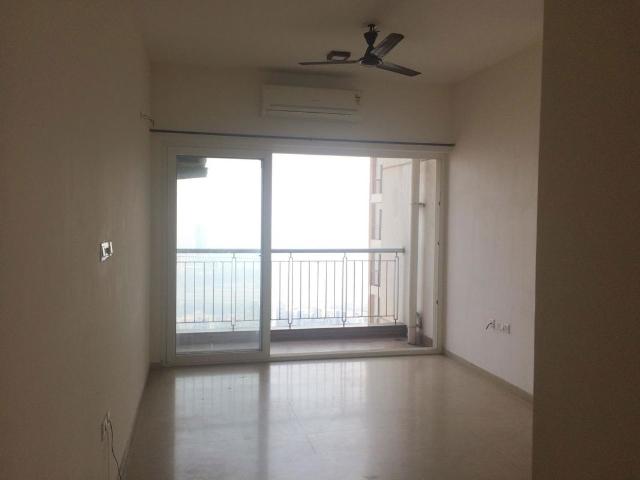 Rental | 1 BHK + 1112 Sq.Ft. Apartment in Prestige Park