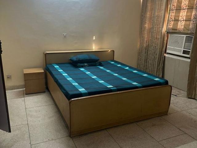 Rental | 1 BHK 128 Sq.Yd. Apartment in East Of Kailash