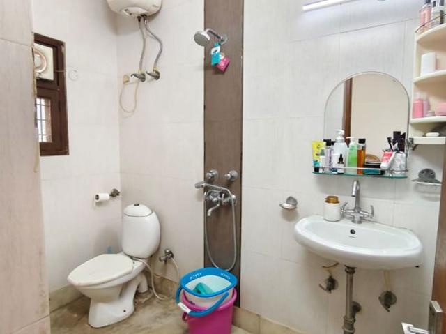 Rental | 1 BHK 200 Sq.Yd. Apartment in Kalkaji
