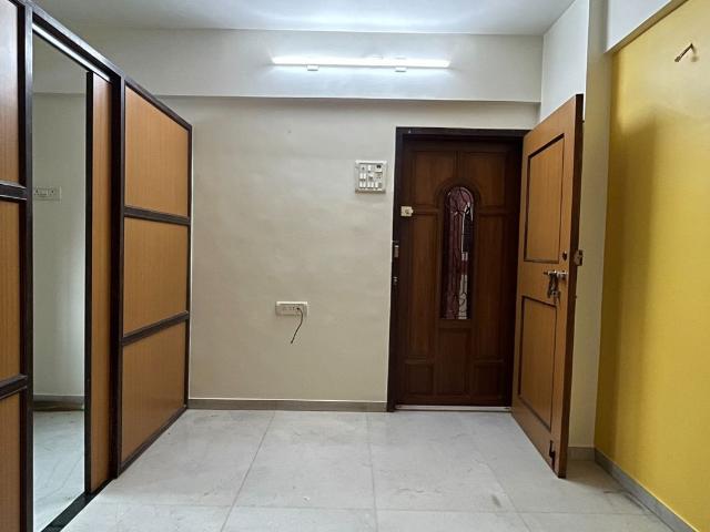 Rental | 1 BHK + 300 Sq.Ft. Apartment in Chunabhatti