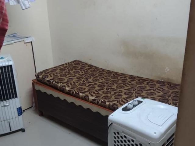 Rental | 1 BHK 300 Sq.Ft. Apartment in Ghatkopar East