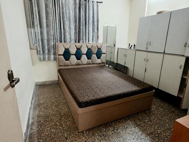 Rental | 1 BHK 300 Sq.Ft. Apartment in Prathamesh Apartment Prabhadevi