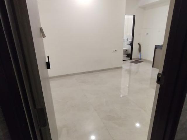 Rental | 1 BHK + 323 Sq.Ft. Apartment in Platinum Tower 1