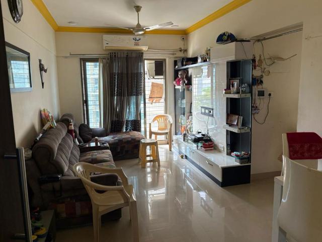 Rental | 1 BHK 340 Sq.Ft. Apartment in Evershine Millennium Paradise